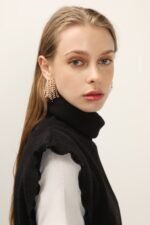 Faux Pearl Stamens Earrings - Image 4