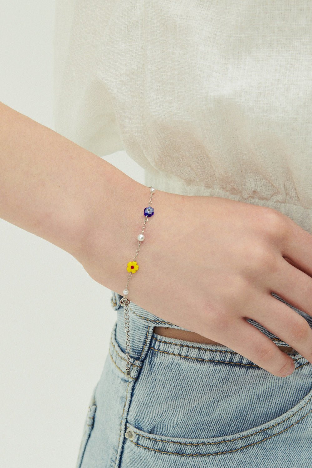 220504_0598.jpg Irena Flower Beads Bracelet - Image 1