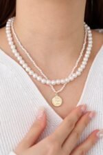 Faux Pearl Layered Necklace - Image 4