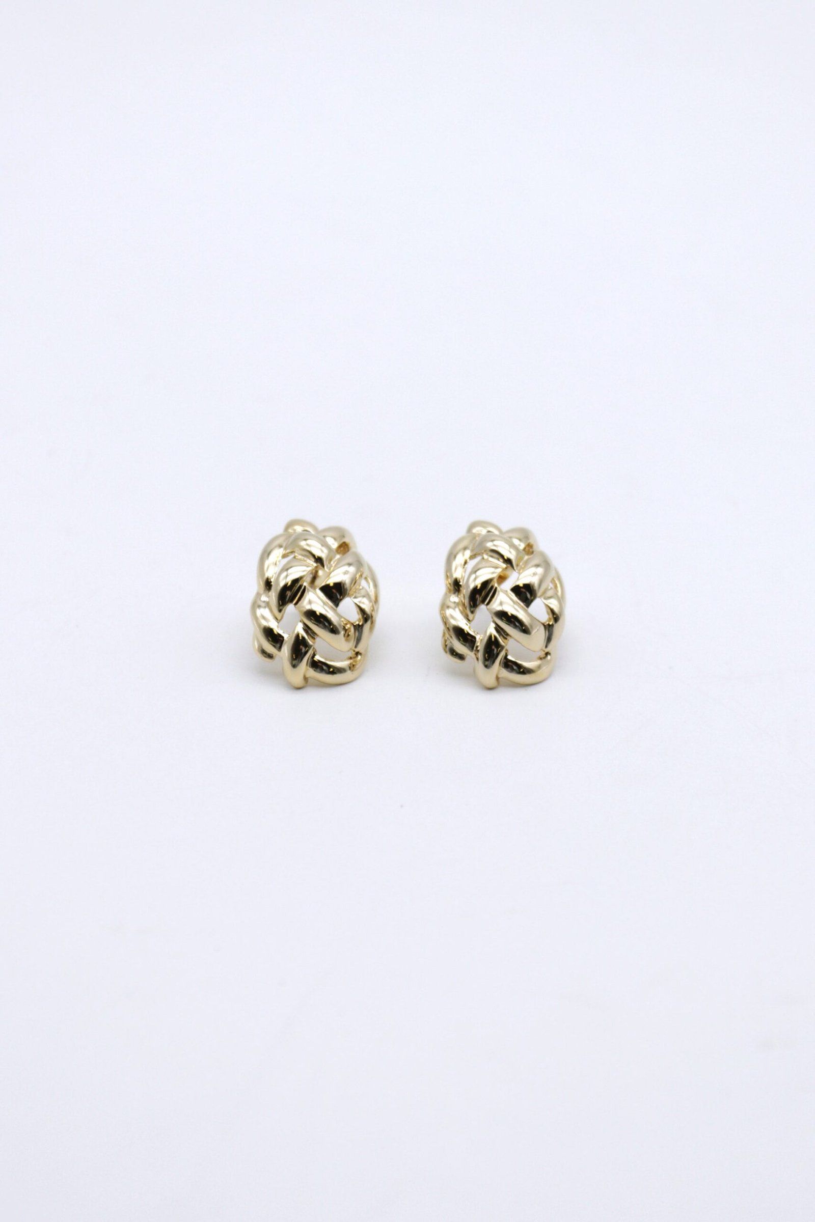 IMG_5441_e0e53efc-7a75-48fe-aed5-7045b89c8ad8-scaled-1.jpg Carol Weaving Effect Earring - Image 1