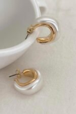 Pearly Plate Earrings - Image 2